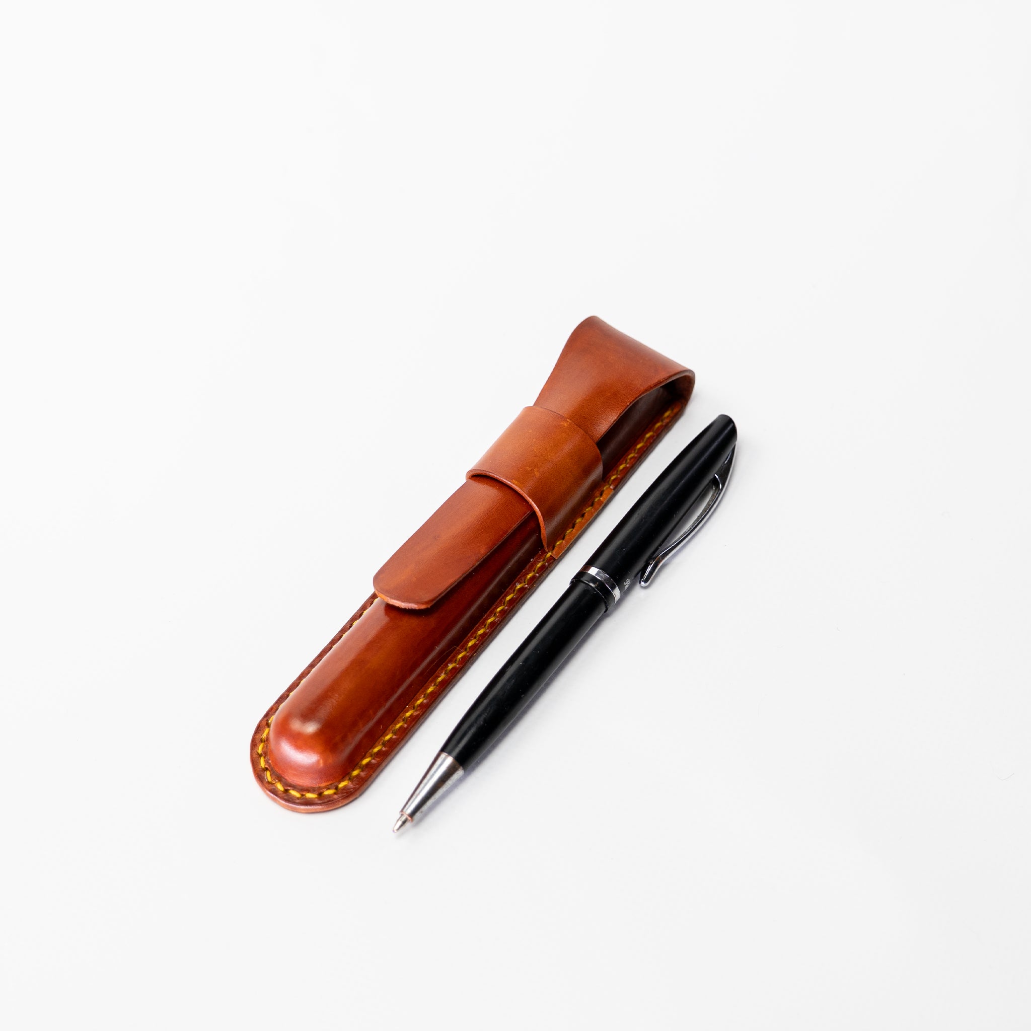 Saddle Tan Leather Pen Case – 3D Molded