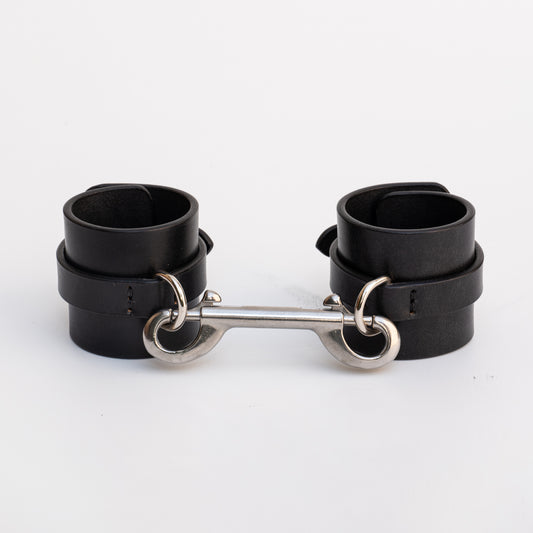 Cuffs Erebus Black