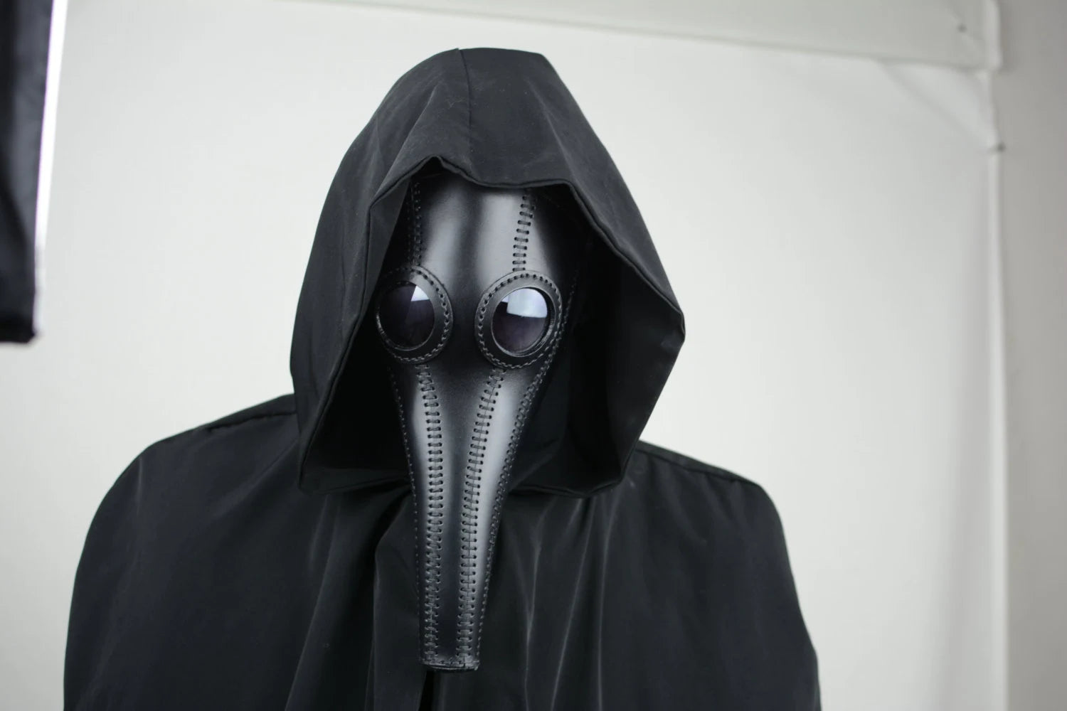 Black Plague Doctor Mask Hieronymus