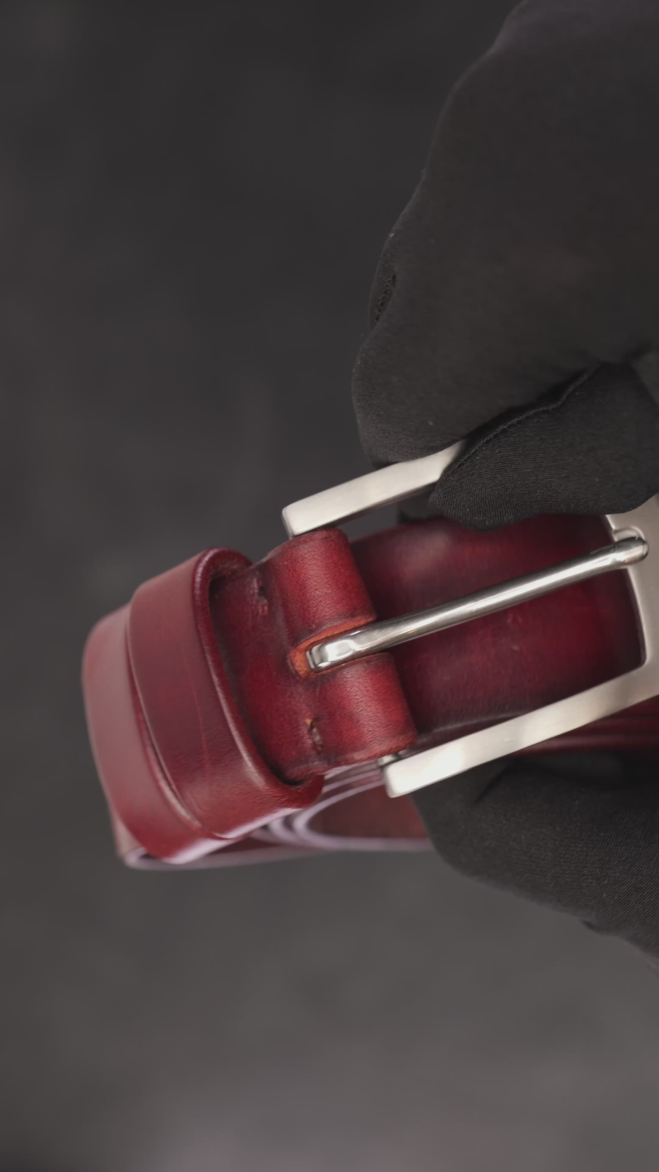 Mahogany Hand Dyed Leather Belt by Vasile and Pavel from Atom Leather. Presentation video.